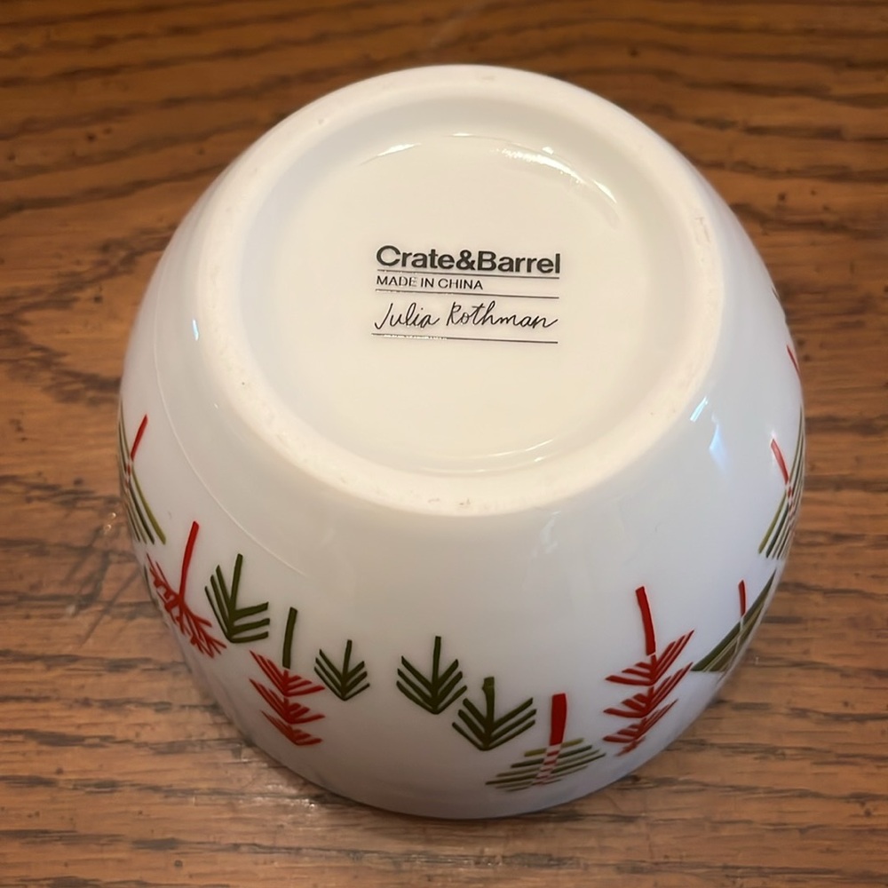 Crate&Barrel‎ holiday nesting bowls - Picture 12 of 16